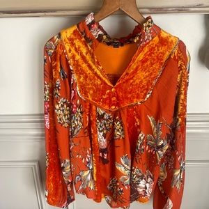 NWOT colorful, flowy blouse